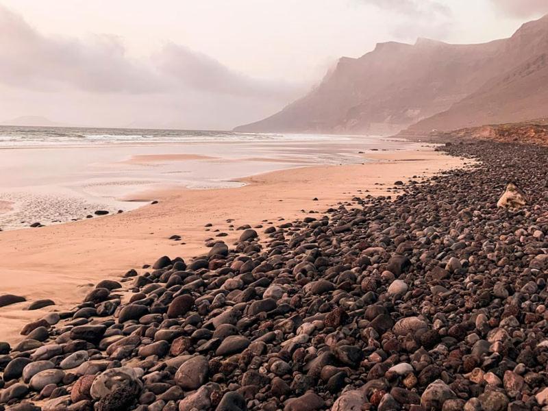 Casa Rosa Lägenhet Famara Exteriör bild